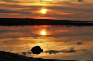 Stone and cloudy sunset - бесплатный image #473071