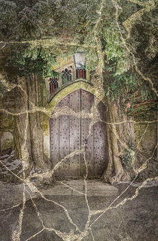 Kintsugi Effect Hobbit Door - image #485411 gratis