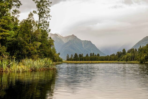 Lake Matheson, NZ - image #492771 gratis