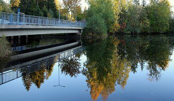 The bridge over calm water - бесплатный image #493441